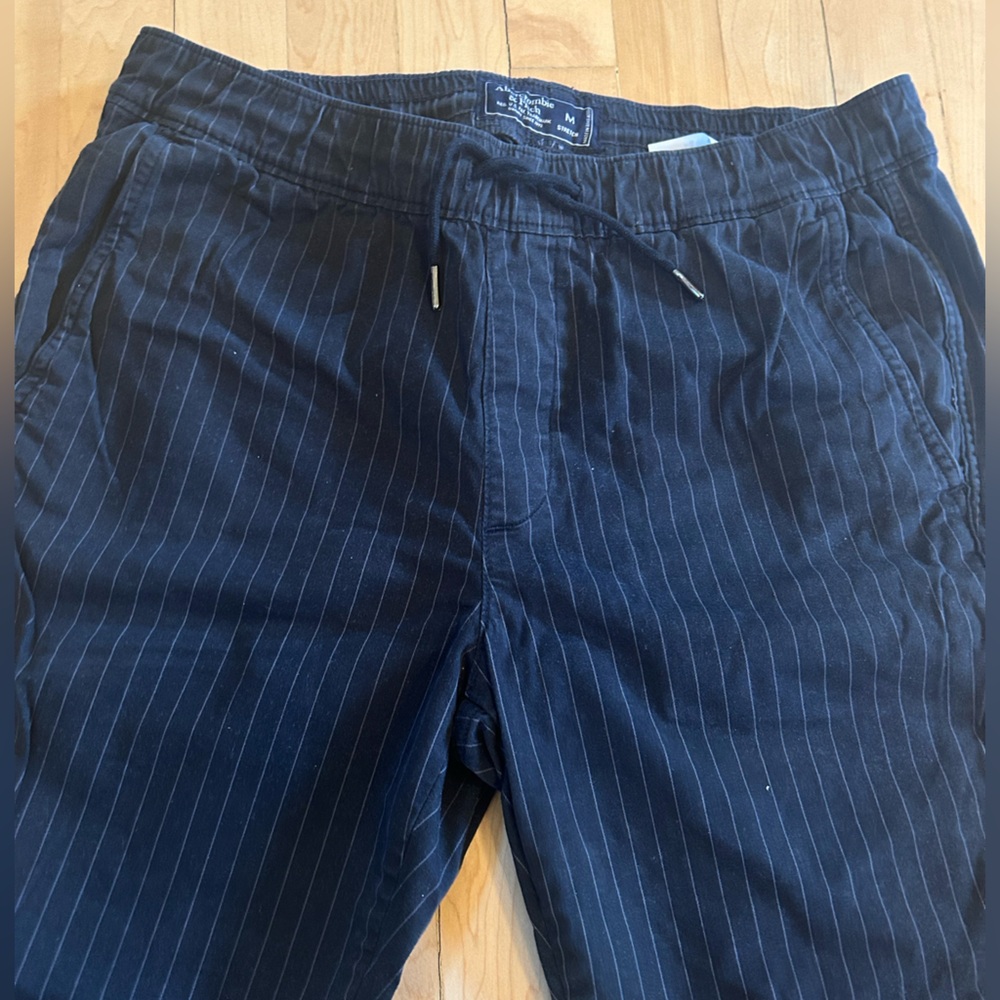 Abercrombie and Fitch Pinstripe Drawstring Chinos M
